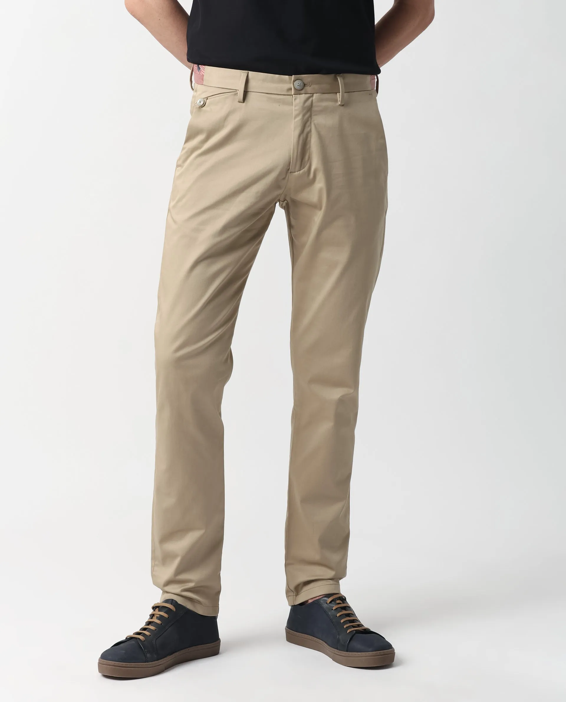 Rare Rabbit Men's Daron Beige Solid Mid-Rise Regular Fit Stretch Trousers