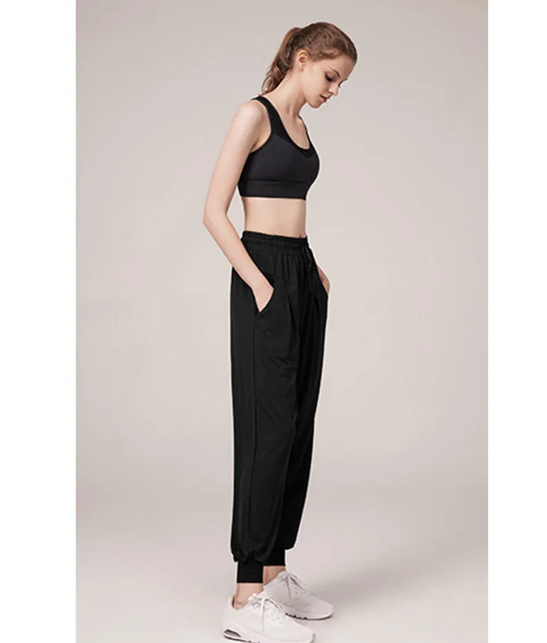 Relaxed Fit Drawstring Pants