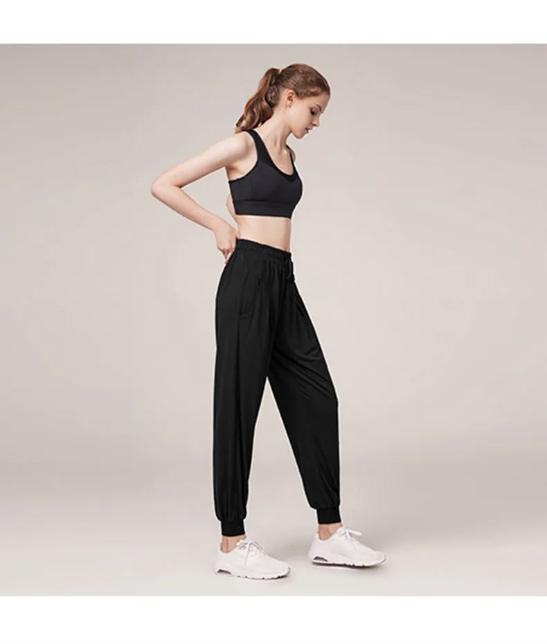 Relaxed Fit Drawstring Pants